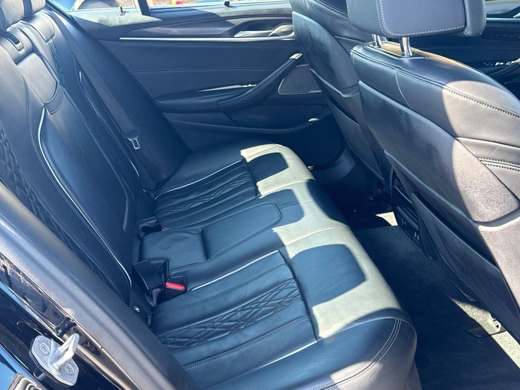 2021 BMW 5 Series M550i xDrive