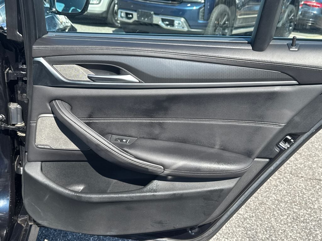 2021 BMW 5 Series M550i xDrive