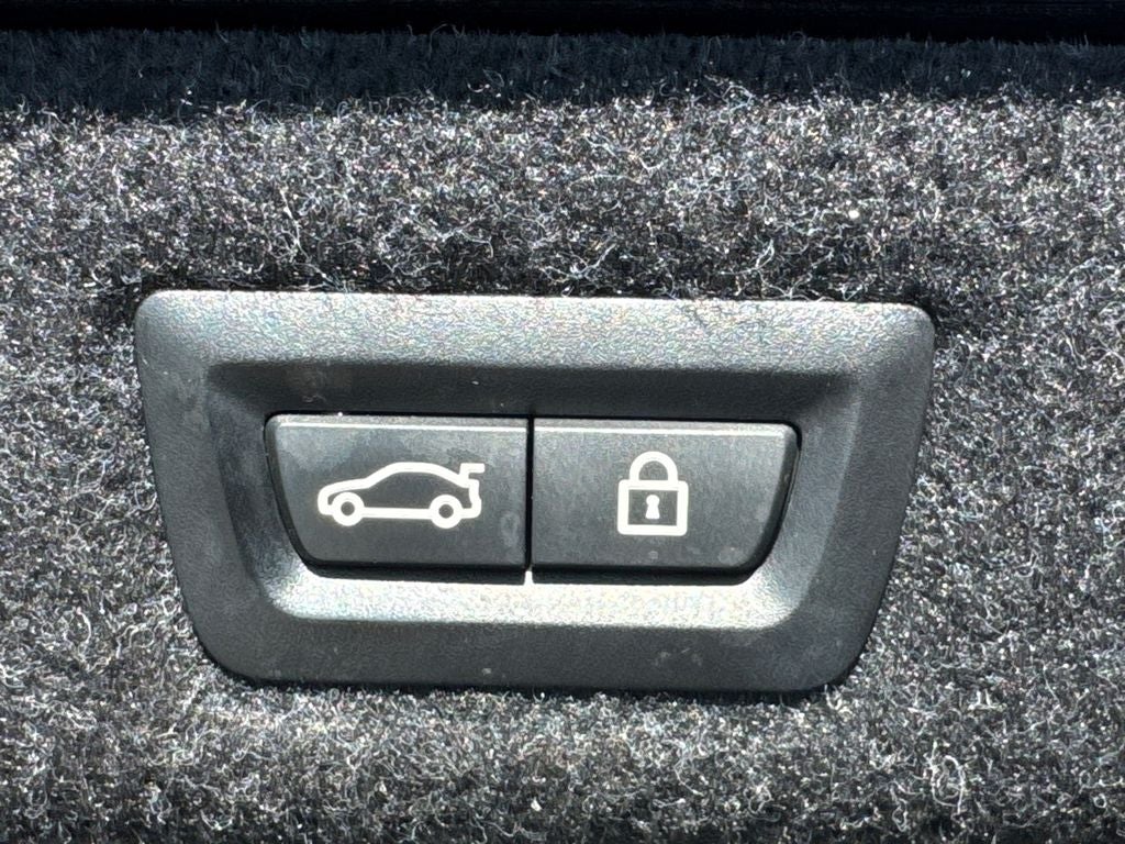 2021 BMW 5 Series M550i xDrive