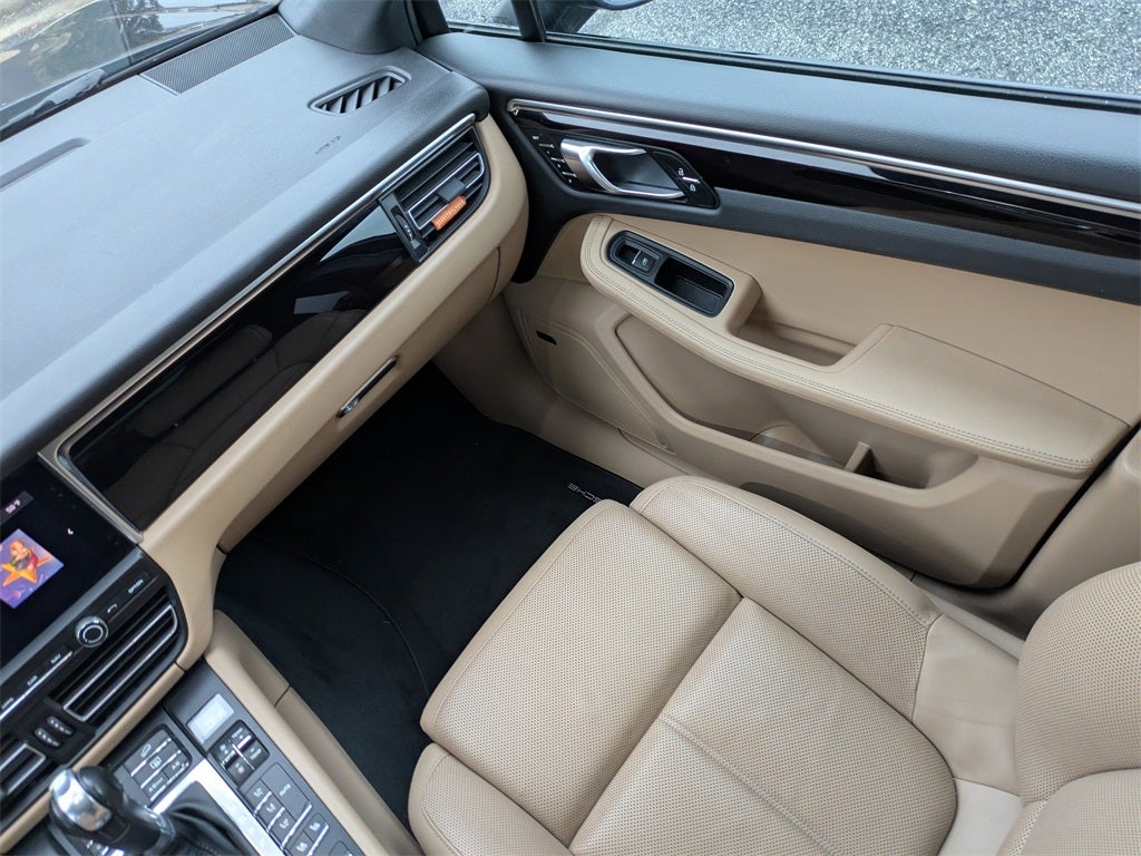 2019 Porsche Macan Base