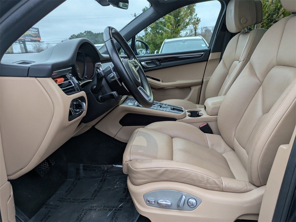 2019 Porsche Macan Base
