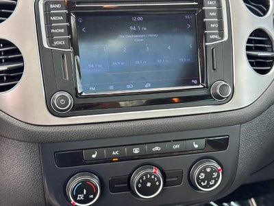 2016 Volkswagen Tiguan SE