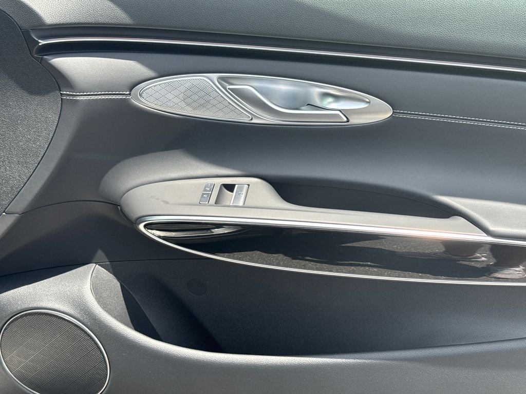2026 Genesis GV70 2.5T