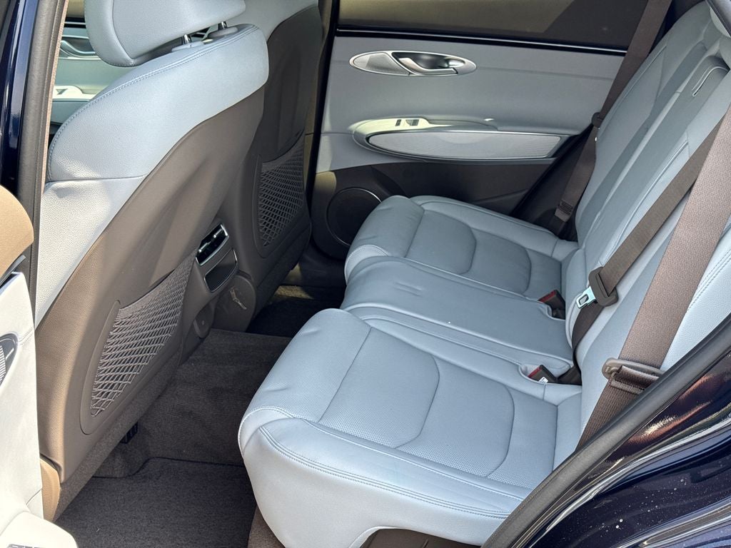 2026 Genesis GV70 2.5T Advanced