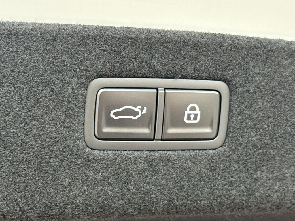 2026 Genesis G90 3.5T e-SC