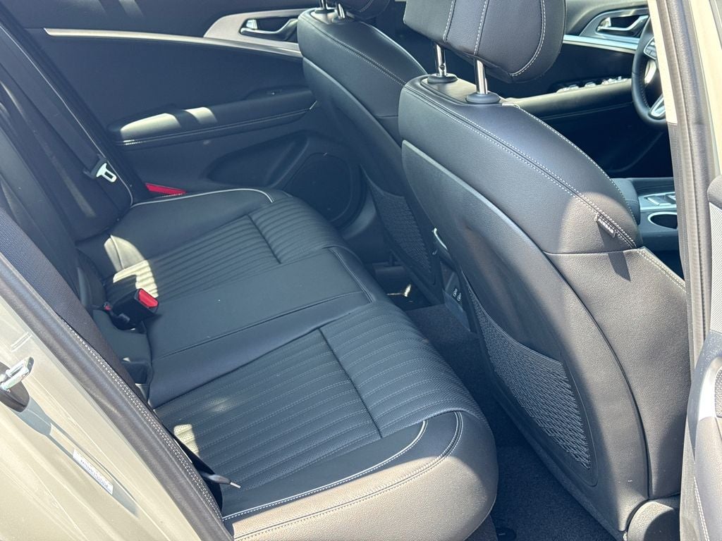 2026 Genesis G70 2.5T PRESTIGE