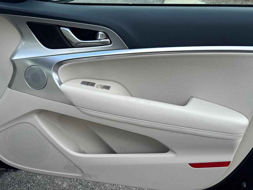 2026 Genesis G70 2.5T Prestige