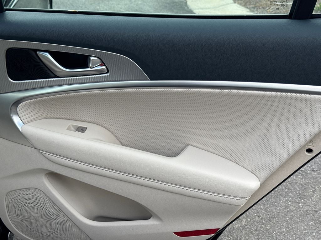 2026 Genesis G70 2.5T Prestige