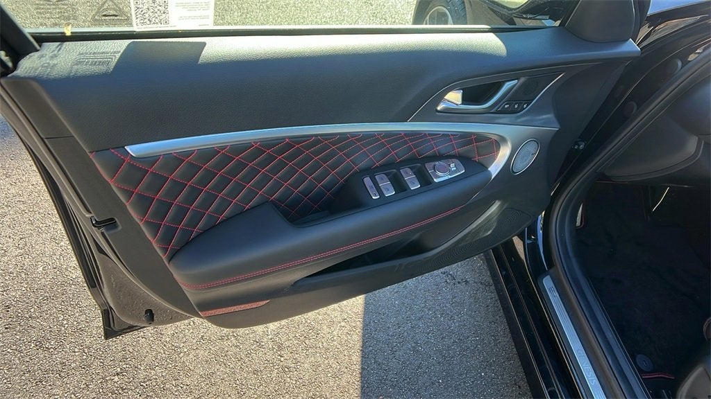 2025 Genesis G70 3.3T Sport Advanced