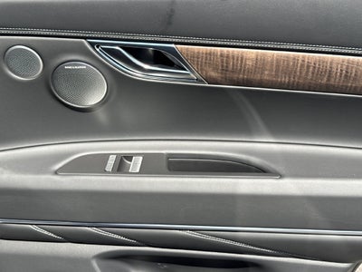 2027 Genesis GV80 2.5T PRESTIGE