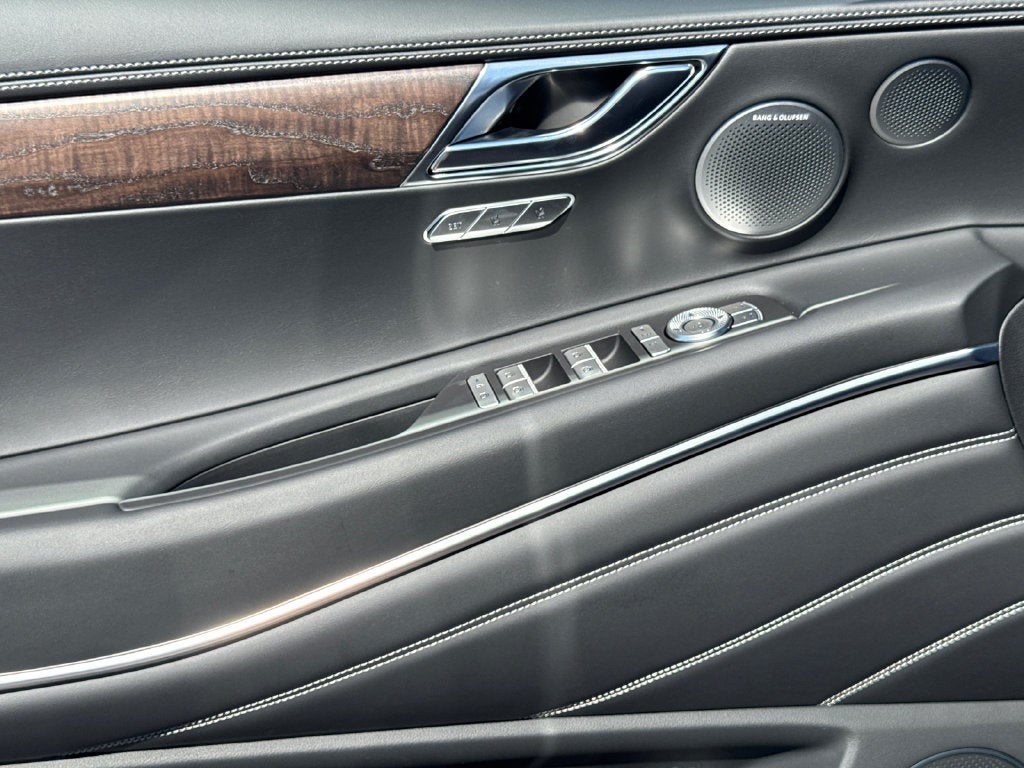 2027 Genesis GV80 2.5T PRESTIGE