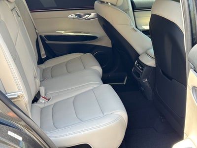 2027 Genesis GV70 2.5T