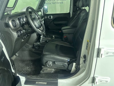 2023 Jeep Wrangler High Tide Beach Edition