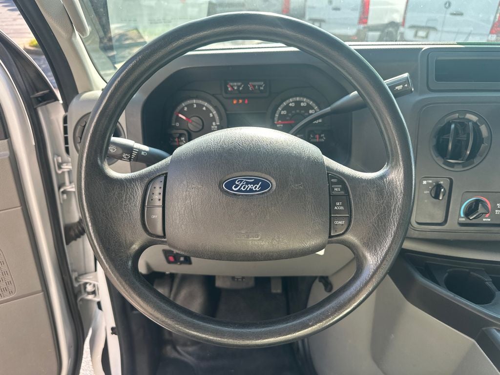 2019 Ford E-450SD Base