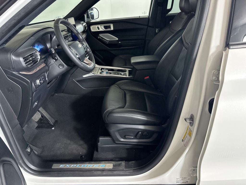 2022 Ford Explorer Platinum