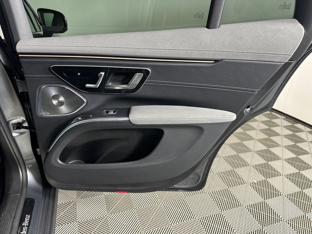 2023 Mercedes-Benz EQS 450 4MATIC®