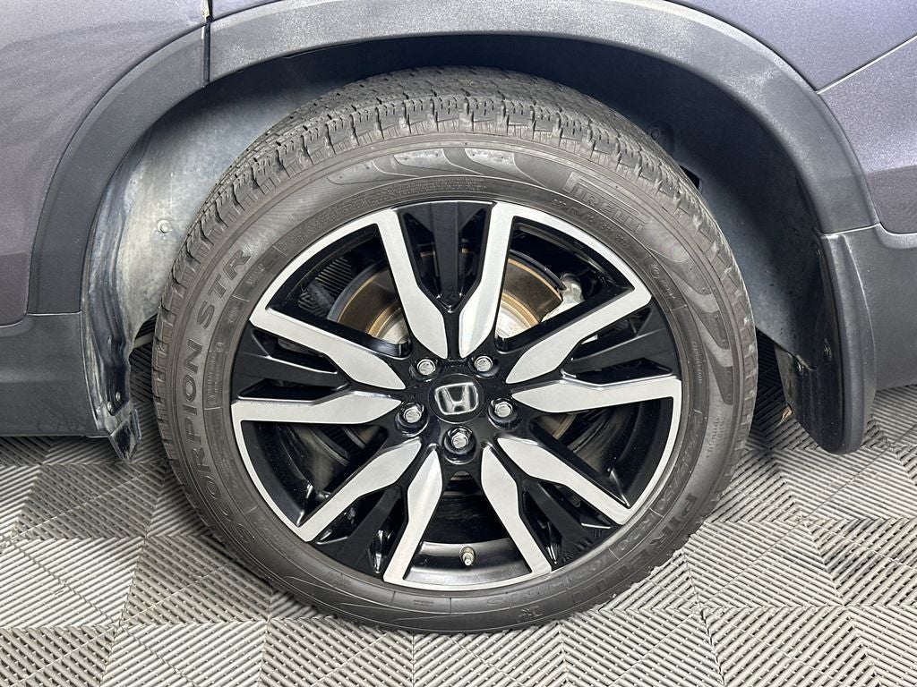2022 Honda Pilot Touring 7 Passenger