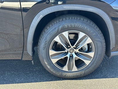 2021 Toyota Highlander Hybrid XLE