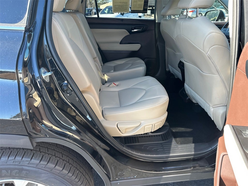 2021 Toyota Highlander Hybrid XLE