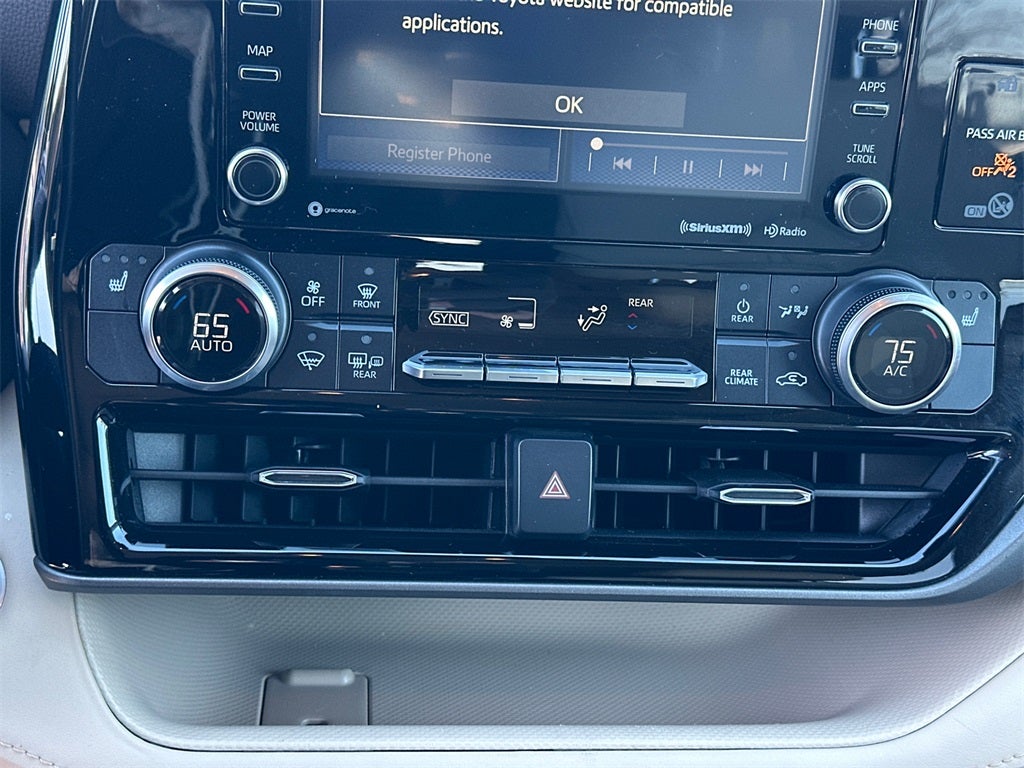 2021 Toyota Highlander Hybrid XLE