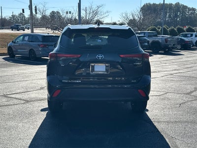 2021 Toyota Highlander Hybrid XLE