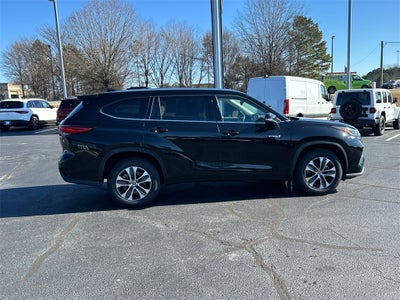 2021 Toyota Highlander Hybrid XLE