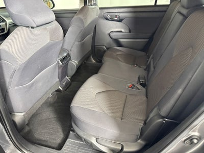 2023 Toyota Highlander LE