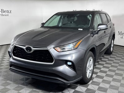 2023 Toyota Highlander LE