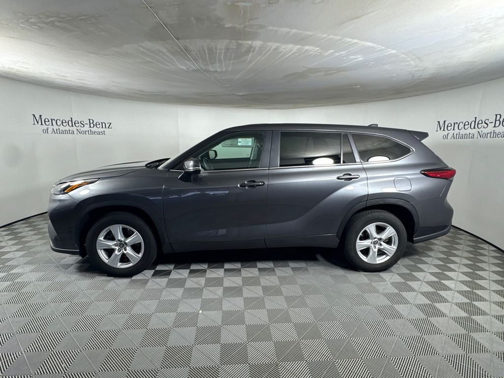 2023 Toyota Highlander LE