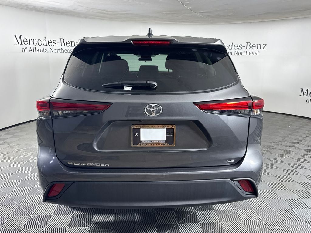 2023 Toyota Highlander LE