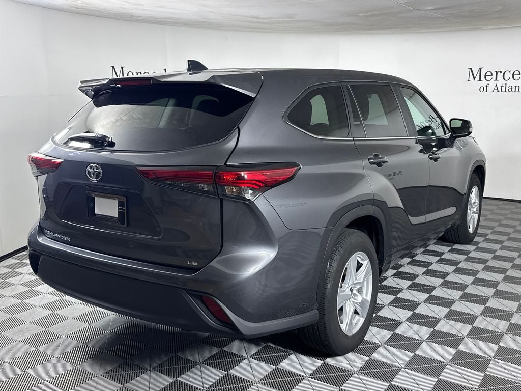 2023 Toyota Highlander LE