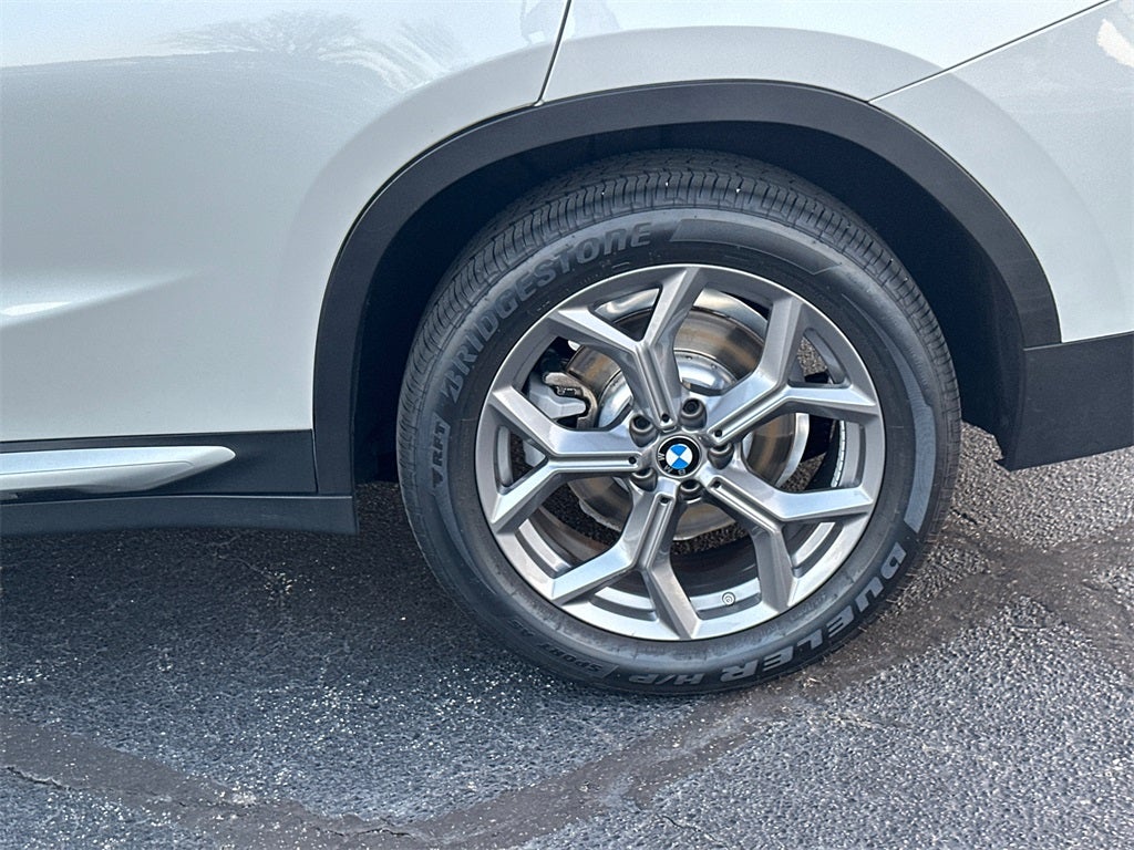 2024 BMW X4 xDrive30i