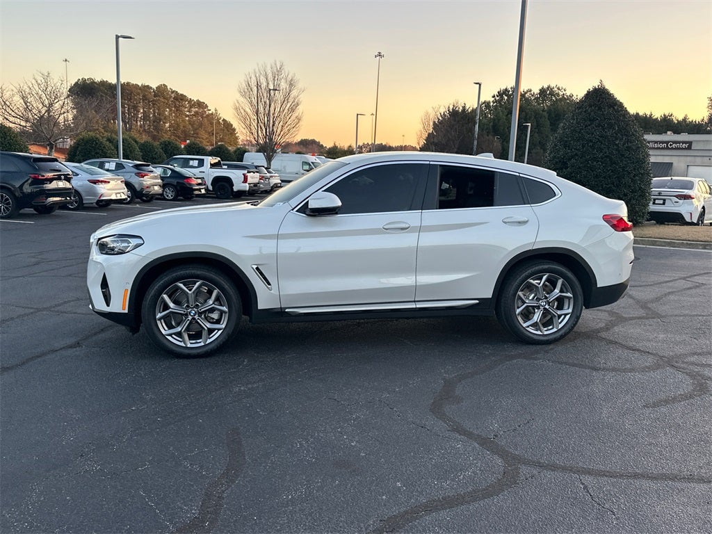 2024 BMW X4 xDrive30i