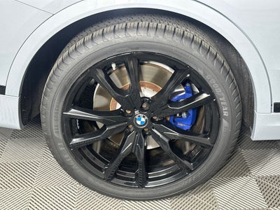 2024 BMW X7 M60i