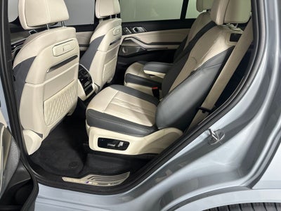 2024 BMW X7 M60i