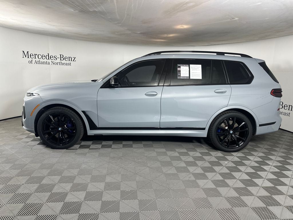 2024 BMW X7 M60i