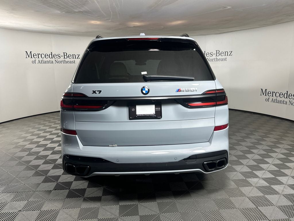 2024 BMW X7 M60i