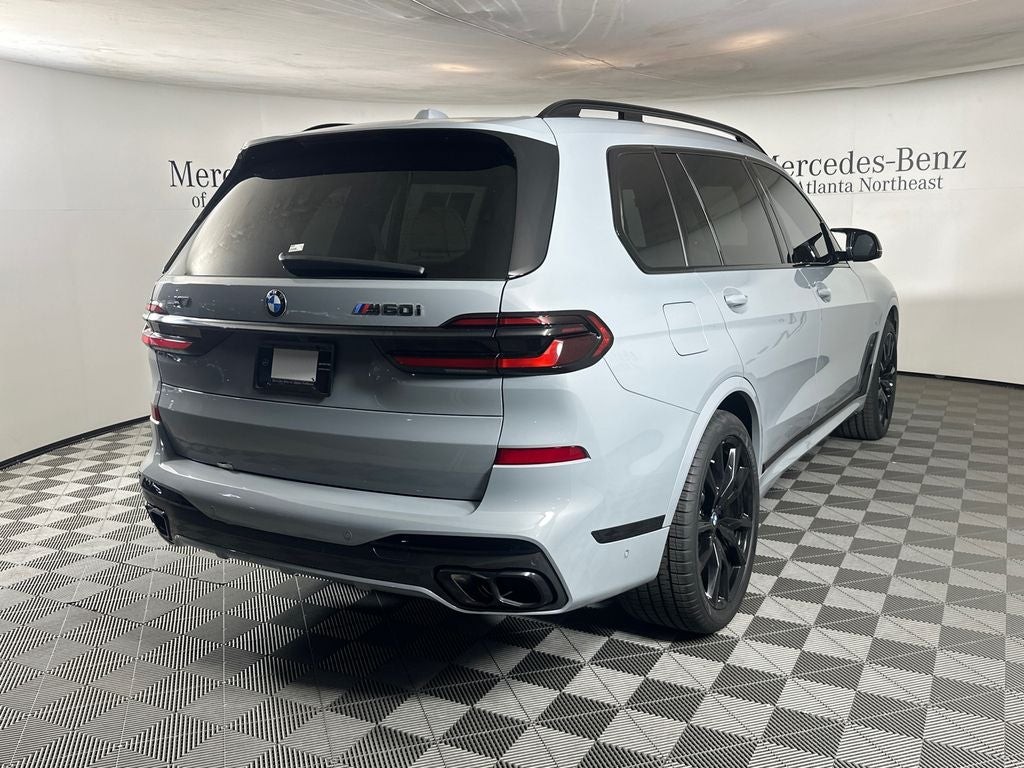 2024 BMW X7 M60i