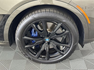2025 BMW X7 M60i