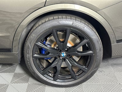 2025 BMW X7 M60i