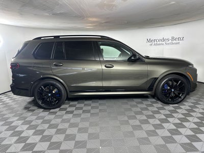 2025 BMW X7 M60i