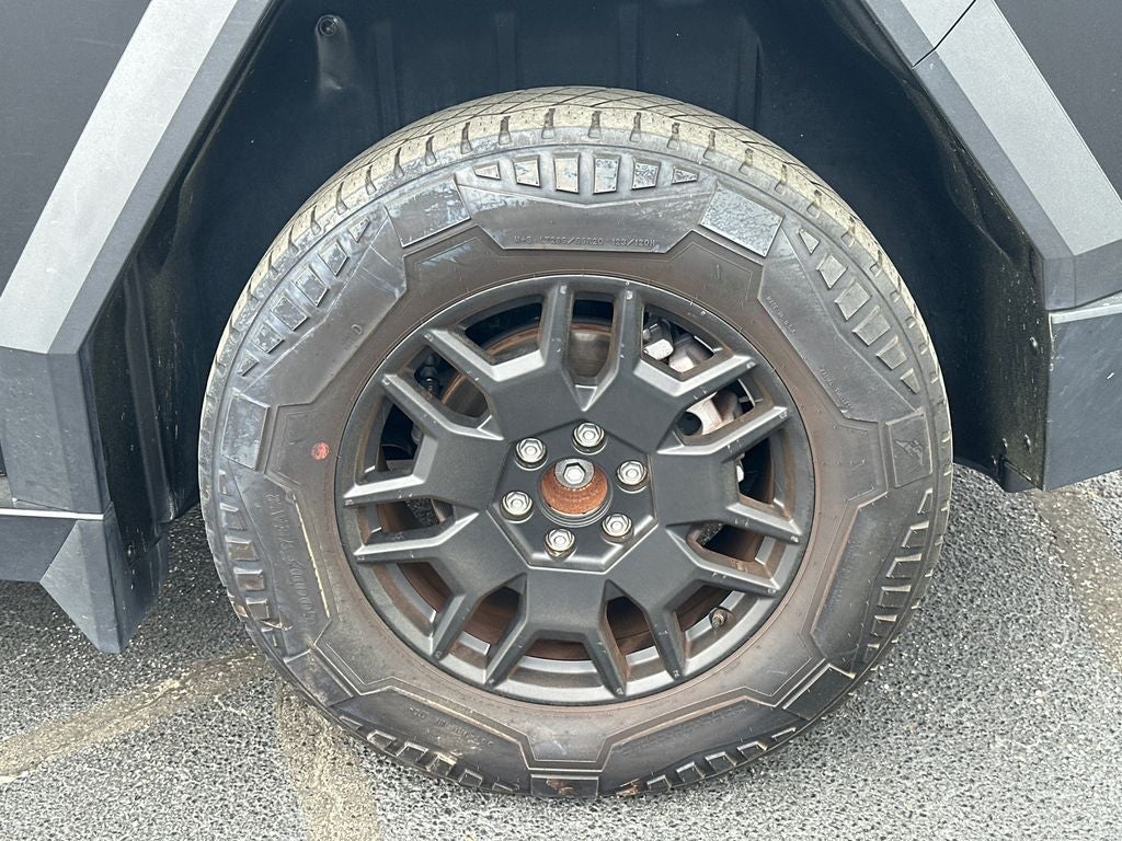 2024 Tesla Cybertruck Base