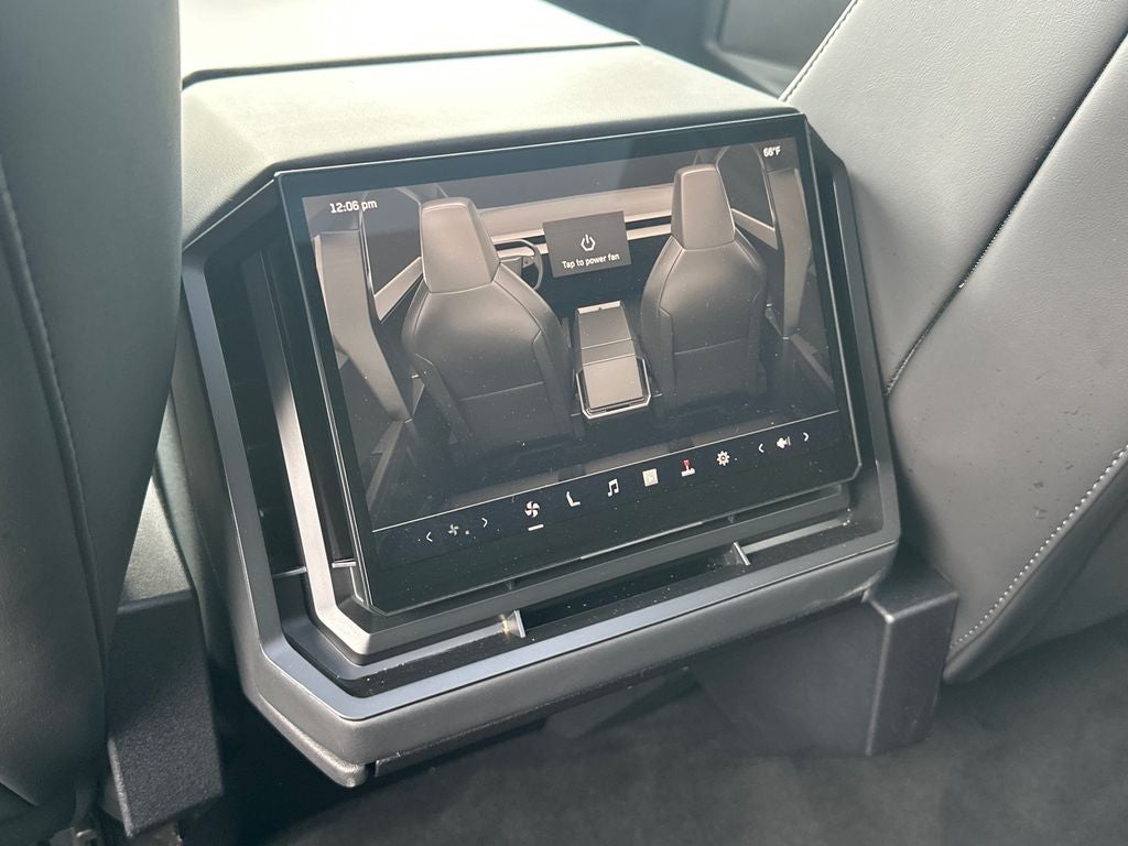 2024 Tesla Cybertruck Base