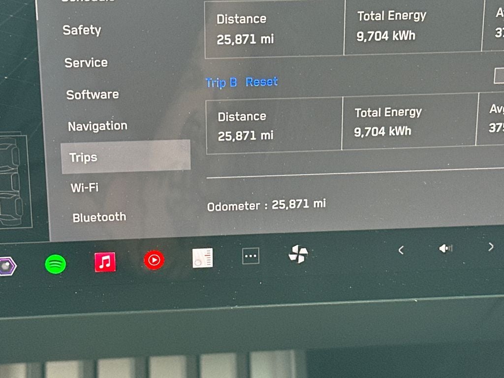2024 Tesla Cybertruck Base
