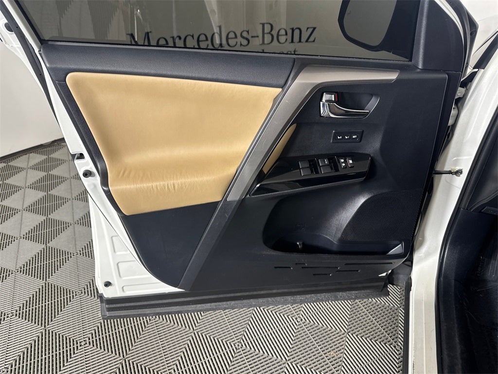 2017 Toyota RAV4 Limited