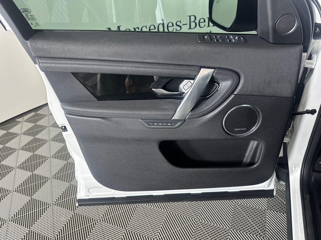 2025 Land Rover Discovery Sport S