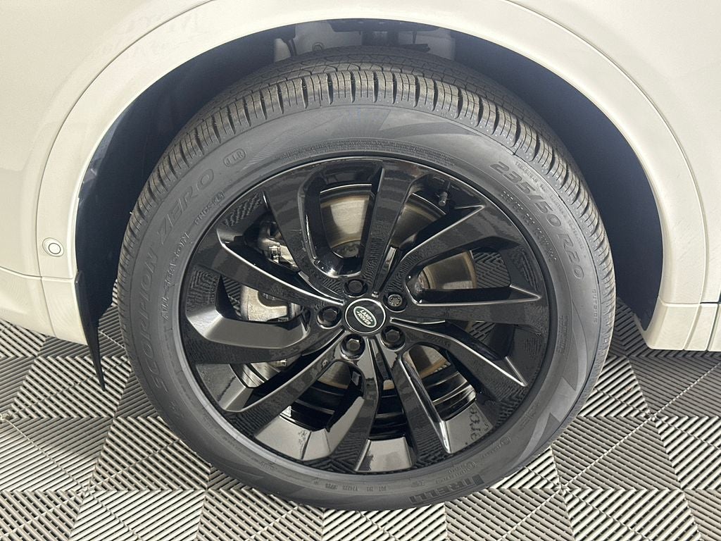 2025 Land Rover Discovery Sport S