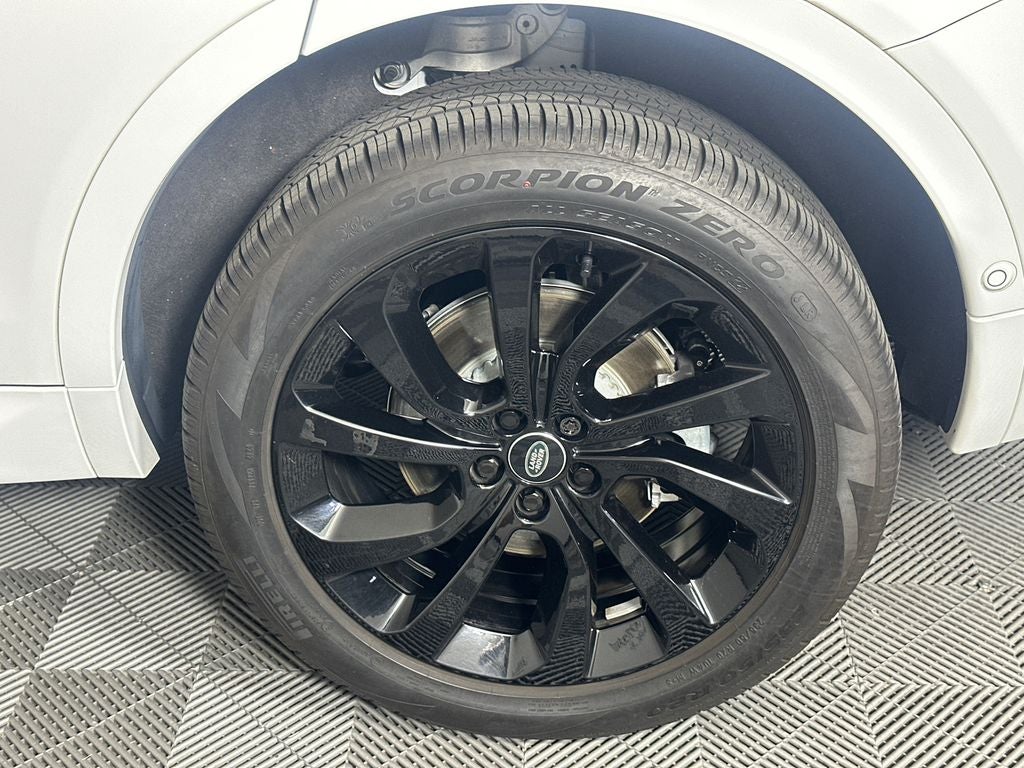 2025 Land Rover Discovery Sport S