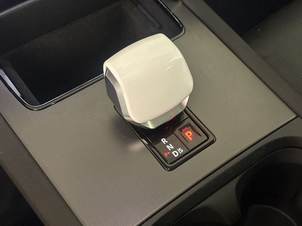 2025 Land Rover Discovery Sport S