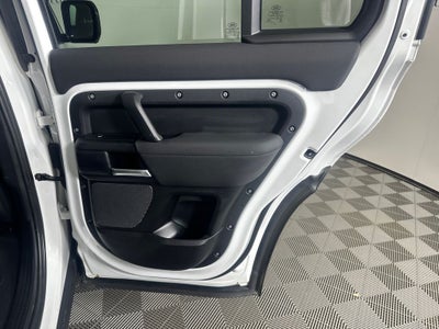 2022 Land Rover Defender 110 Standard
